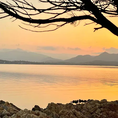 Punta Est - Trilo Agave Family Vista Mare Διαμέρισμα *